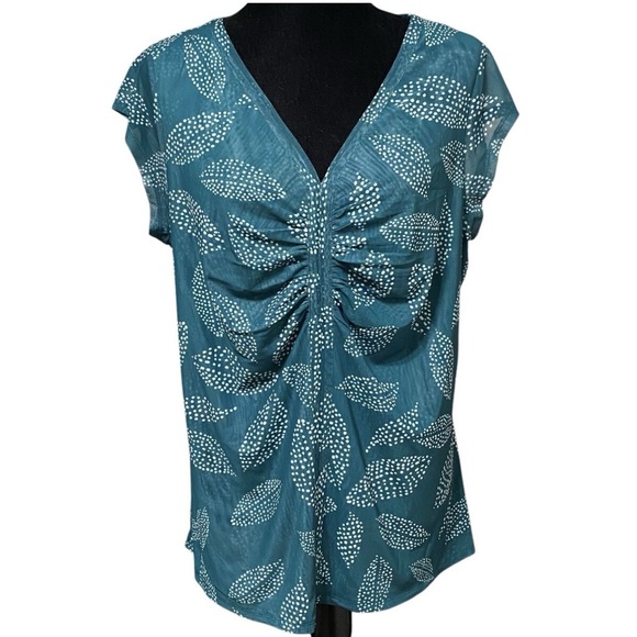 Daniel Rainn Tops - Daniel Rainn Teal Leaf Print Blouse NWT size 3X